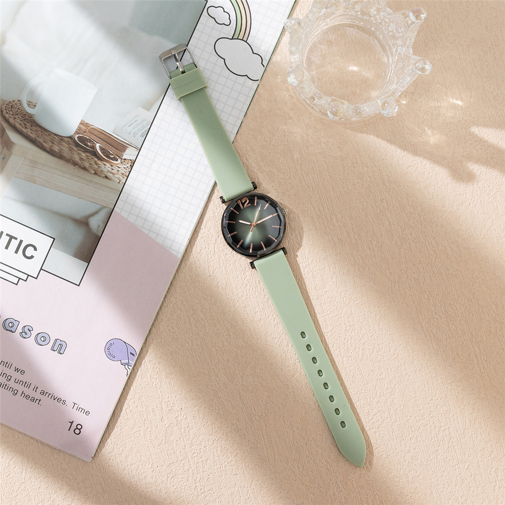 Montre à quartz à cadran noir  - Silicone Band Women avis et prix